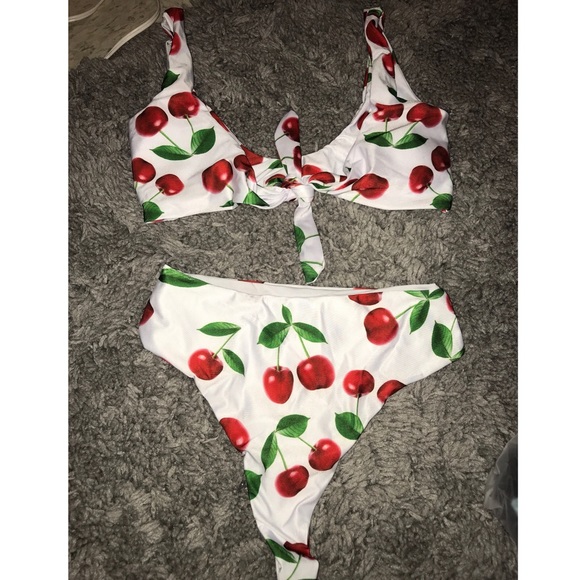 Swimsuits!! - Picture 1 of 3